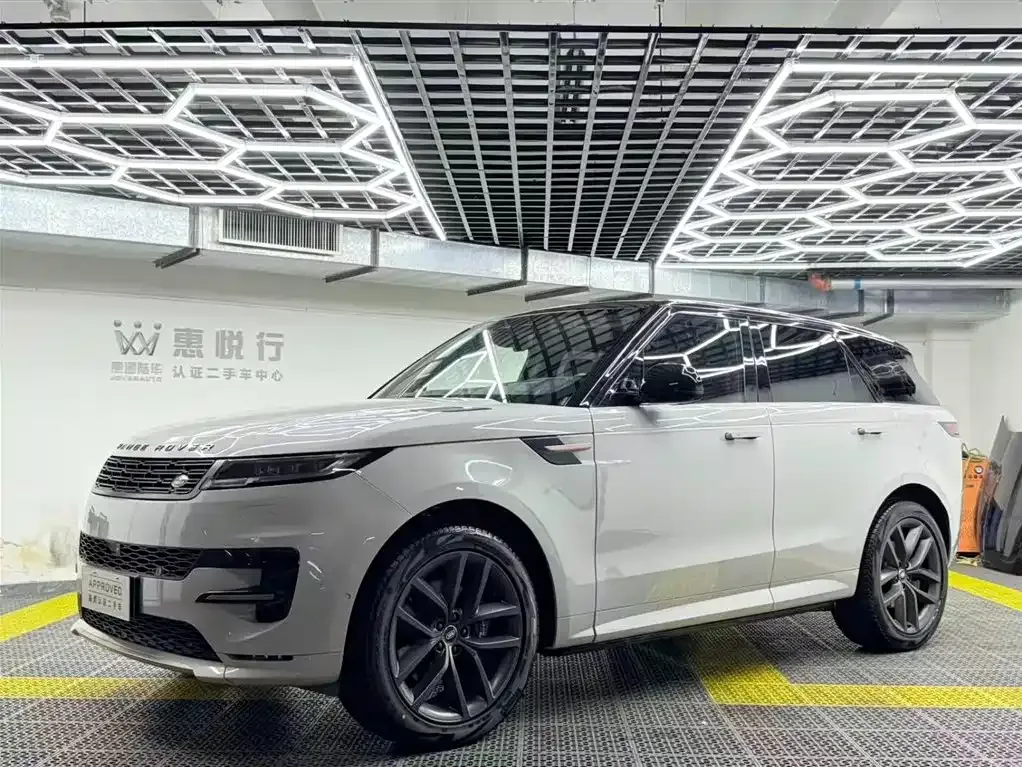 Land Rover Sport — фото 1