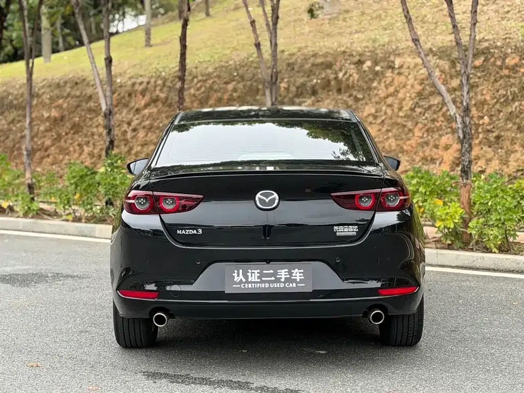 Mazda 3 Axela 2024 из CN, фото 3