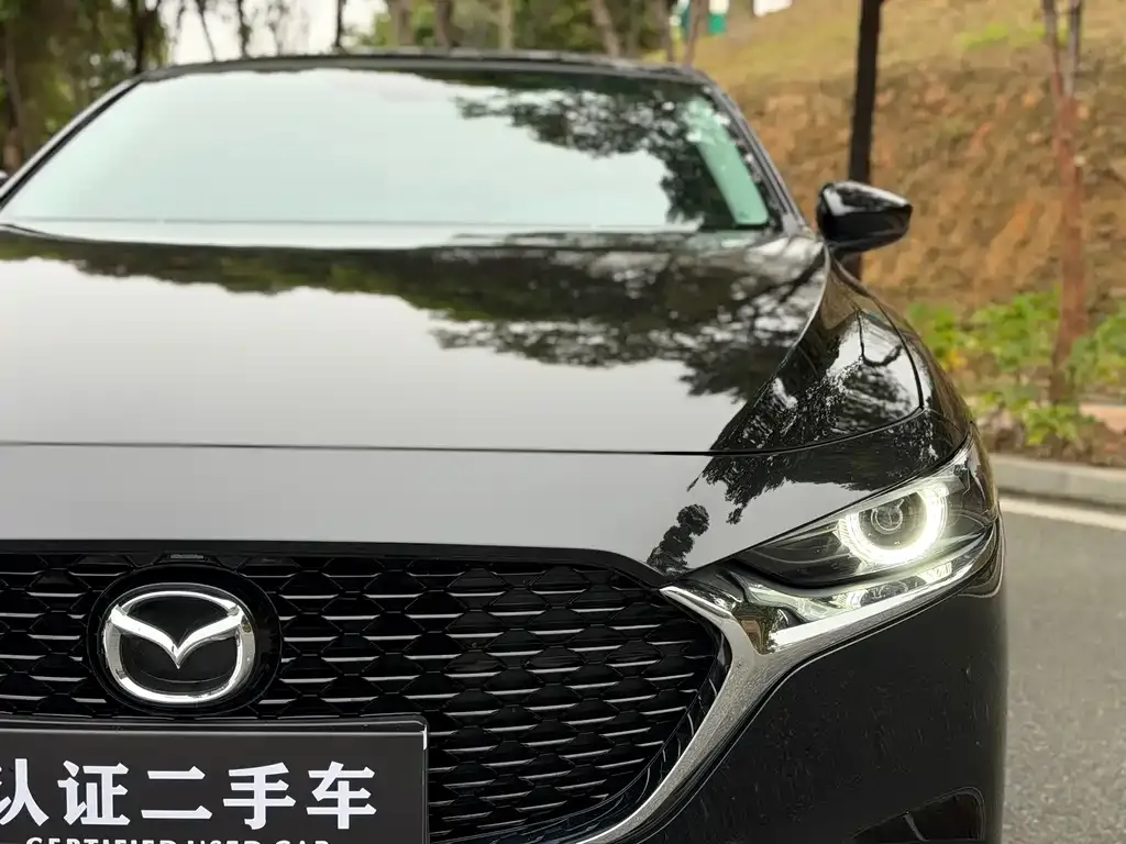 Mazda 3 Axela 2024 из CN, фото 2