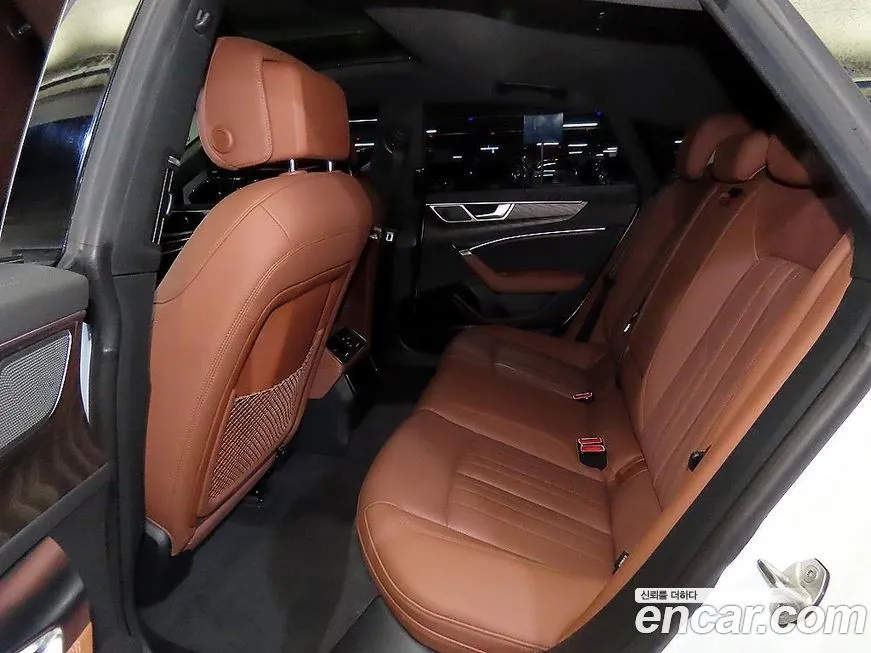Audi A7 2023 из KR, фото 9