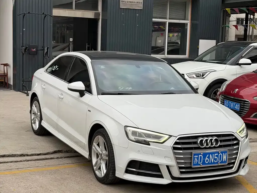 Audi A3 2021 из CN, фото 2