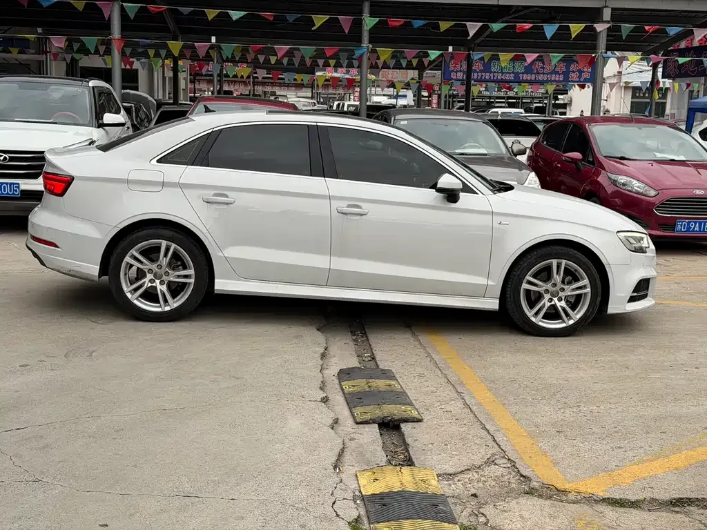 Audi A3 2021 из CN, фото 6