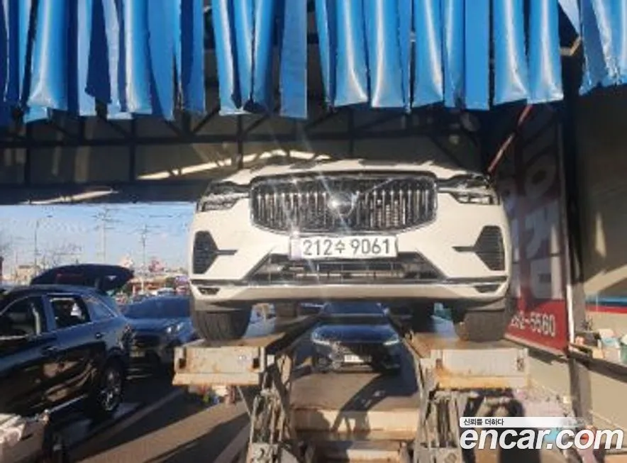 Volvo XC60 2023 из KR, фото 2