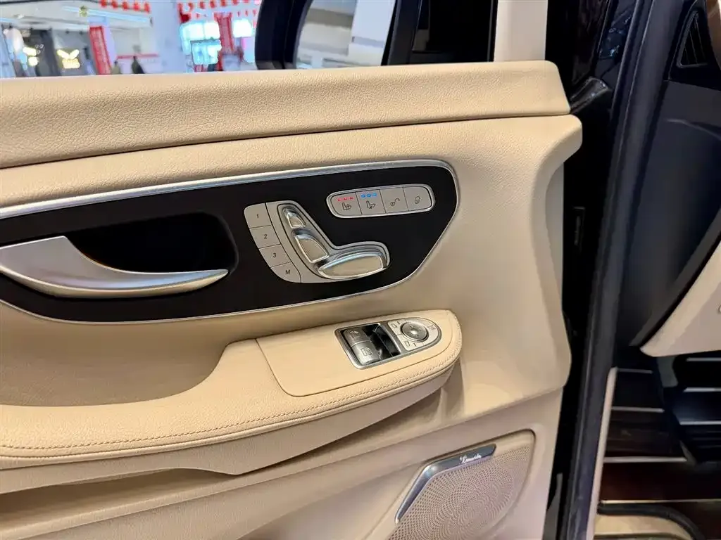 Mercedes-Benz V-Class 2021 из CN, фото 7