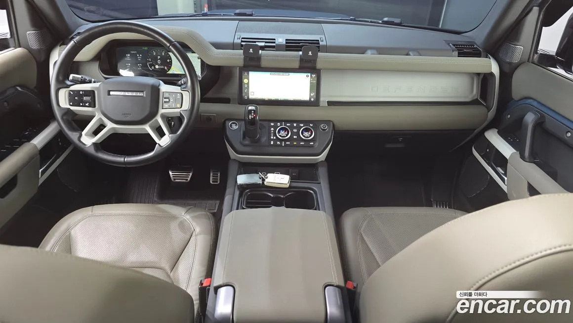 Land Rover Defender 2022 из KR, фото 2