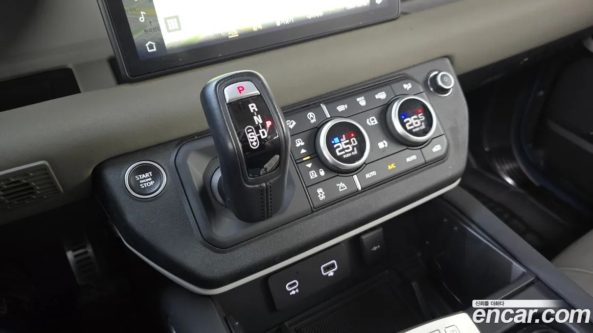 Land Rover Defender 2022 из KR, фото 9