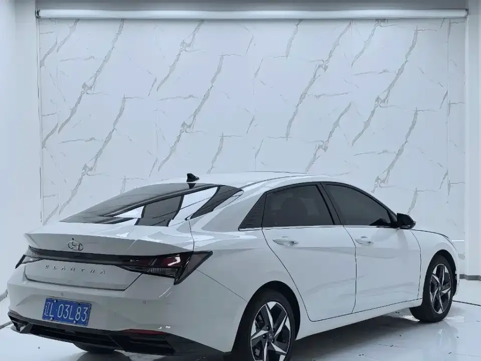 Hyundai Elantra 2023 из CN, фото 9