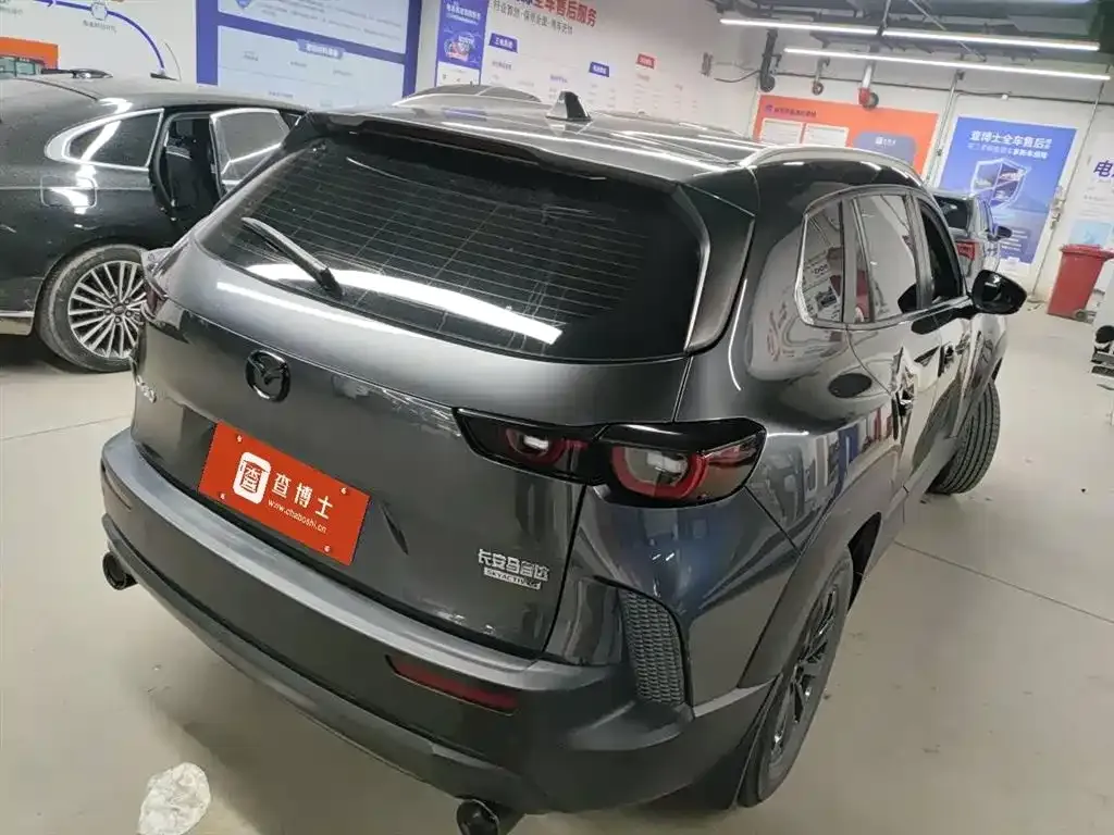 Mazda CX-50 2023 из CN, фото 3