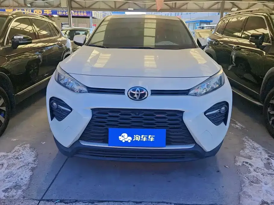 Toyota Wildlander 2023 из CN, фото 10