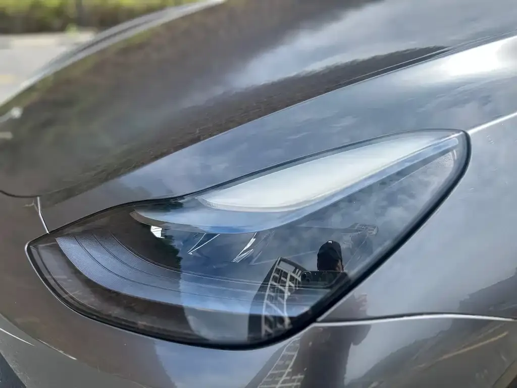 Tesla Model Y 2023 из CN, фото 8
