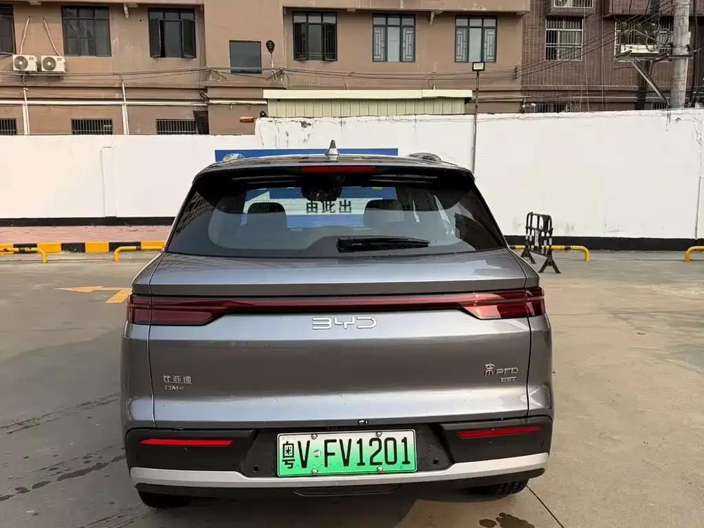 BYD PLUS New Energy — фото 4