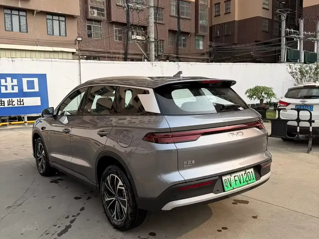 BYD PLUS New Energy — фото 2