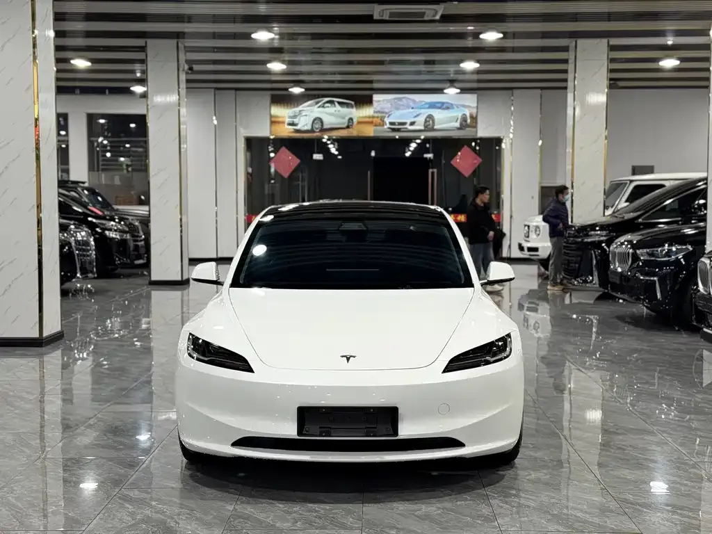 Tesla Model 3 2024 из CN, фото 4