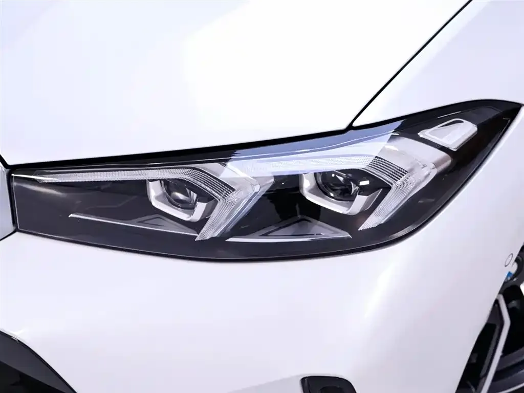 BMW 3 Series — фото 10