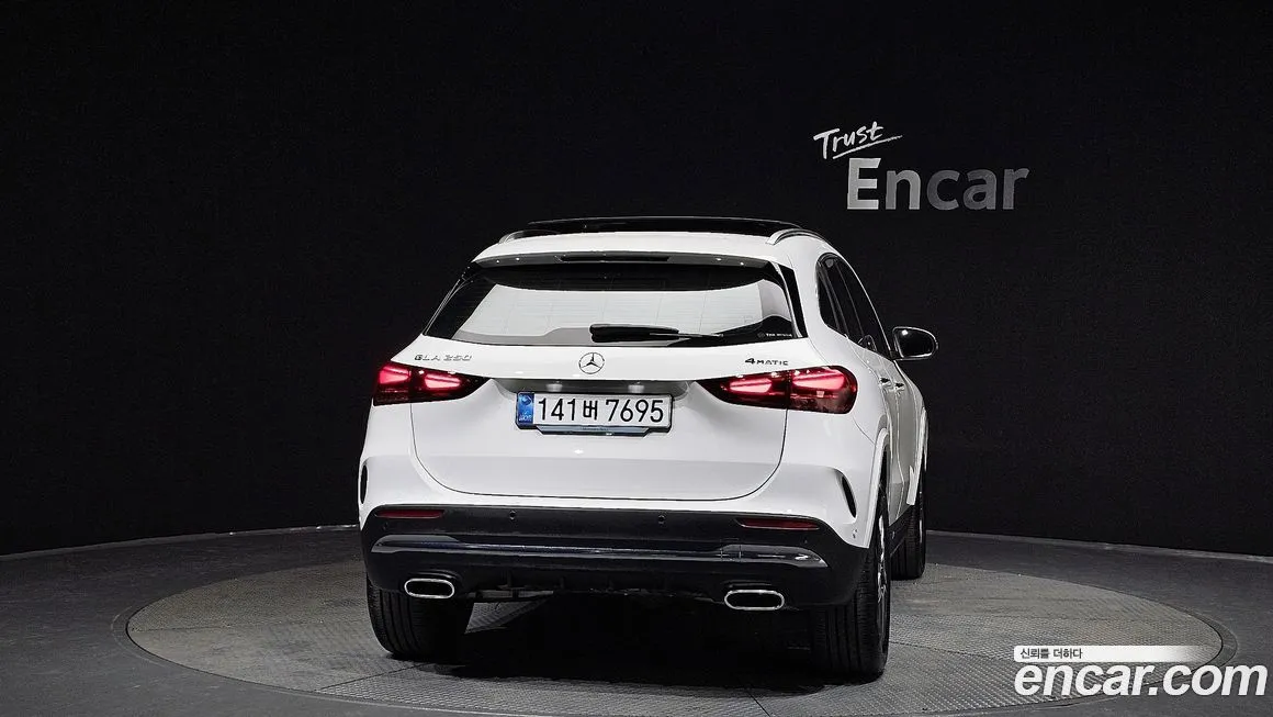 Mercedes-Benz GLA-Class — фото 4