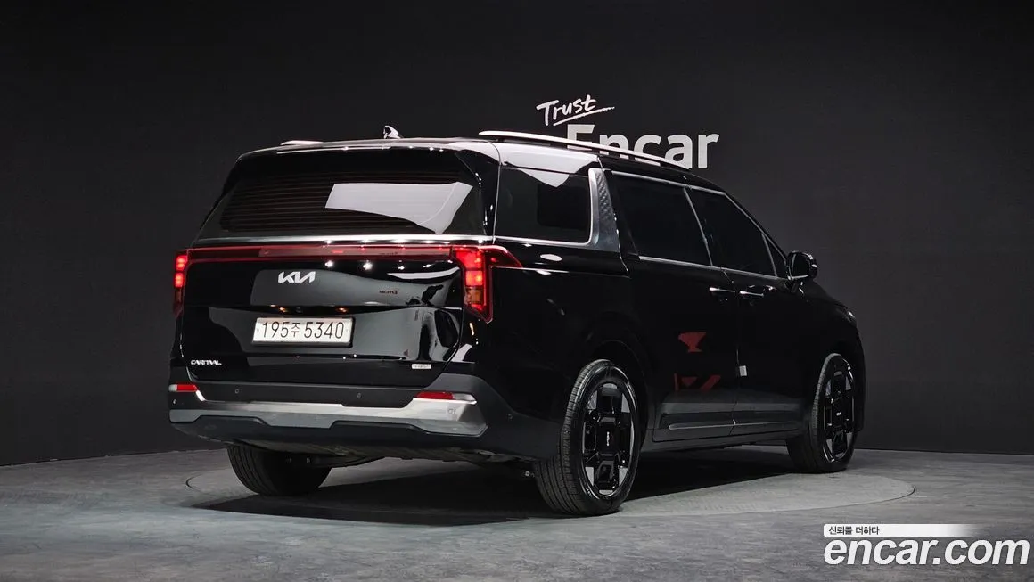 Kia Carnival — фото 2