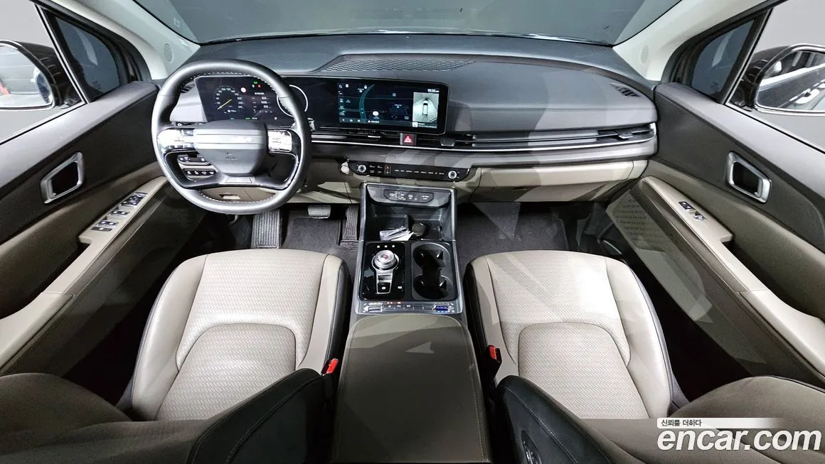 Kia Carnival — фото 8