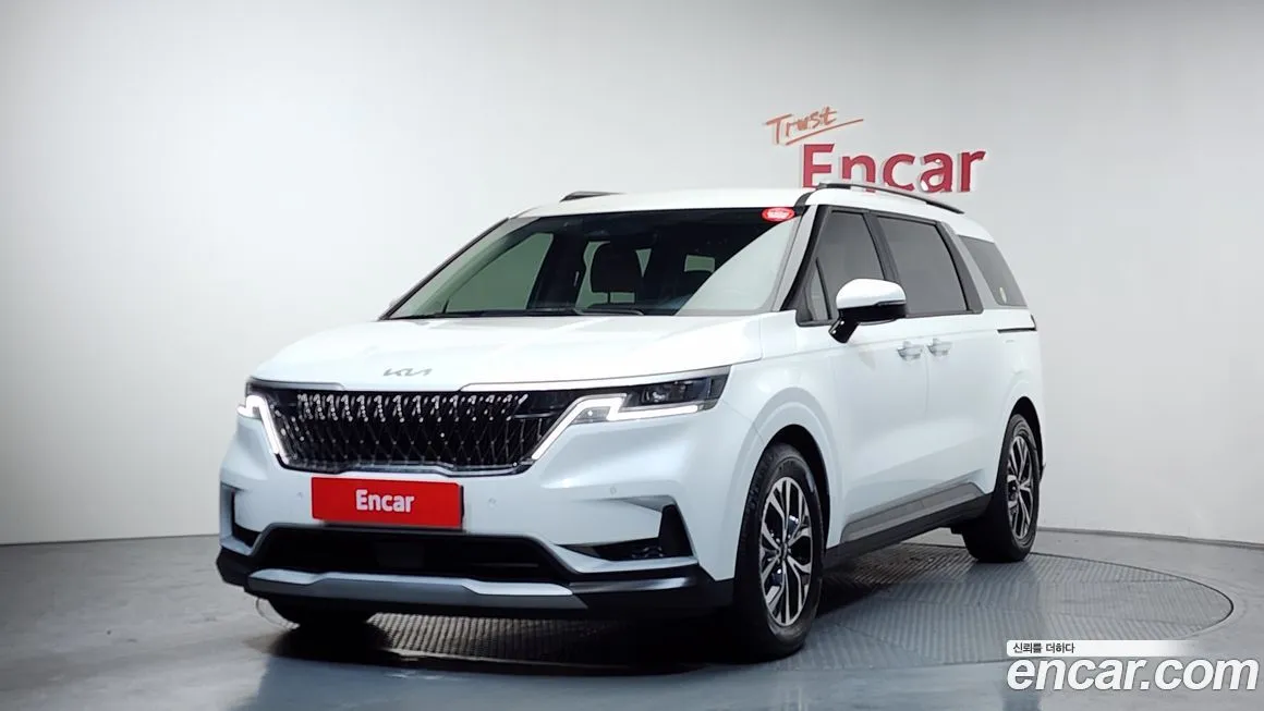 Kia Carnival 2023 из KR, фото 1