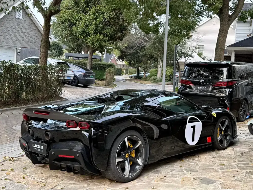 Ferrari SF90 2023 из CN, фото 8