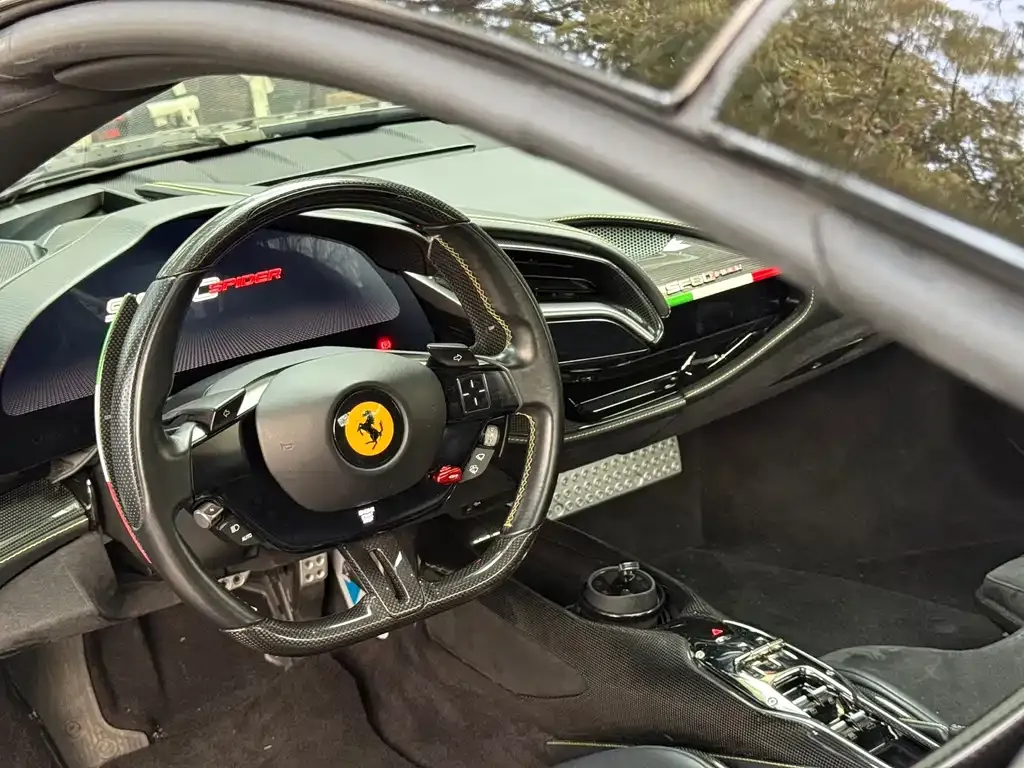 Ferrari SF90 2023 из CN, фото 4