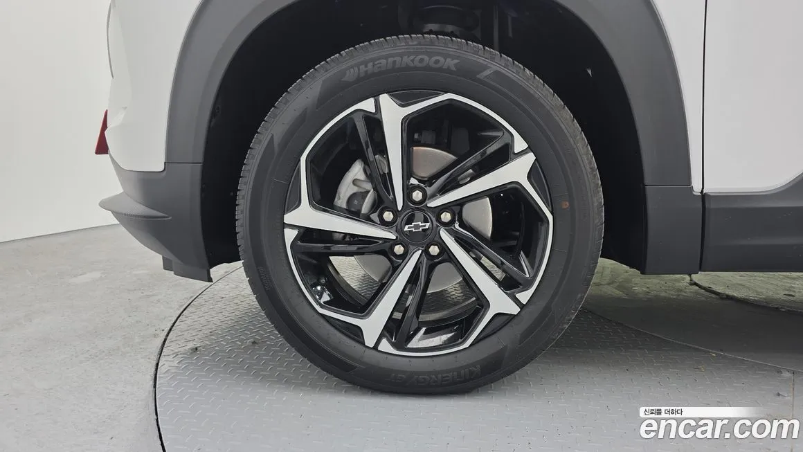 Chevrolet (GM Daewoo) Trailblazer 2024 из KR, фото 3