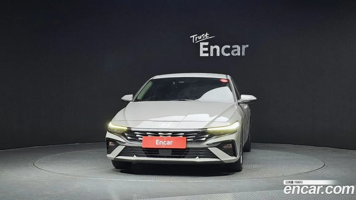 Hyundai AVANTE — фото 3