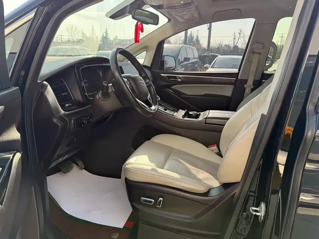 GAC Motor Trumpchi M8 — фото 2