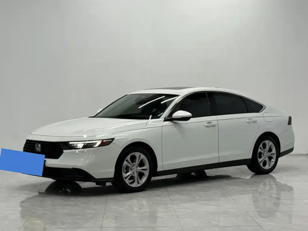 Honda Accord — фото 10