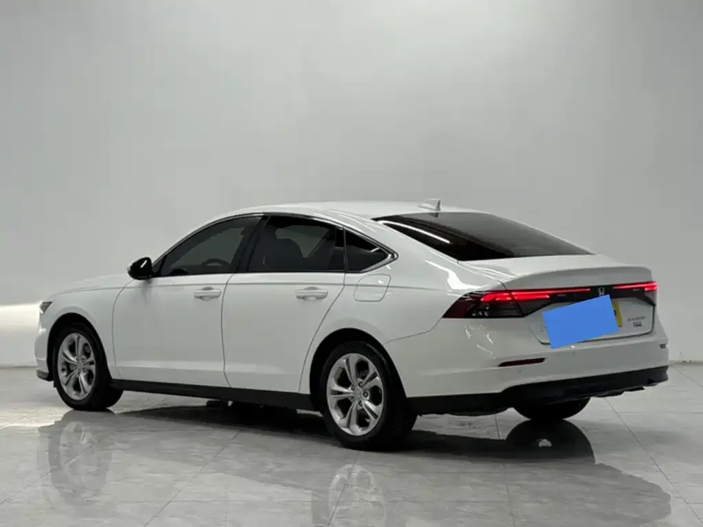 Honda Accord — фото 2