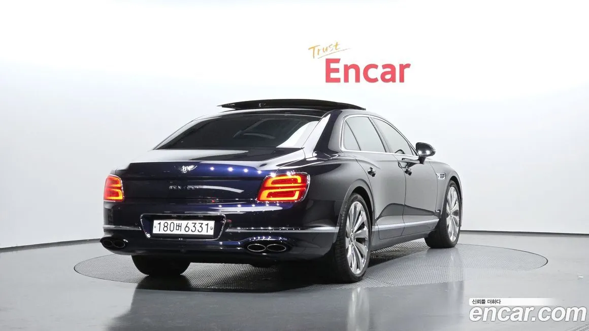 Bentley Flying Spur 2021 из KR, фото 3