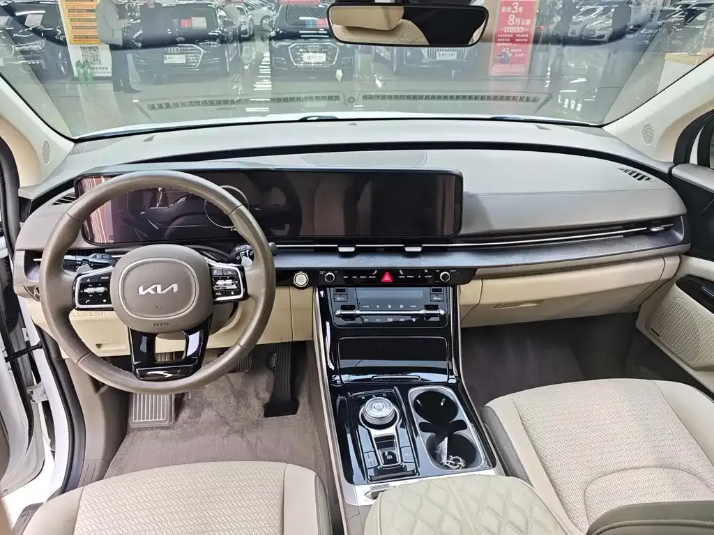 Kia Carnival 2021 из CN, фото 8