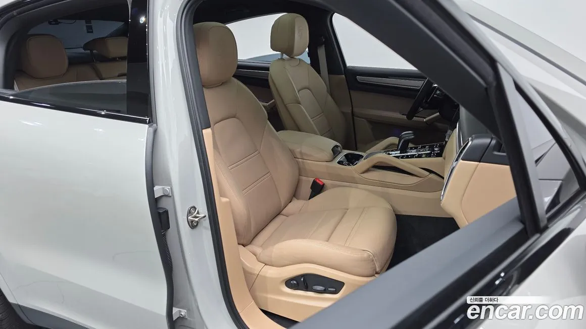 Porsche Cayenne 2023 из KR, фото 3