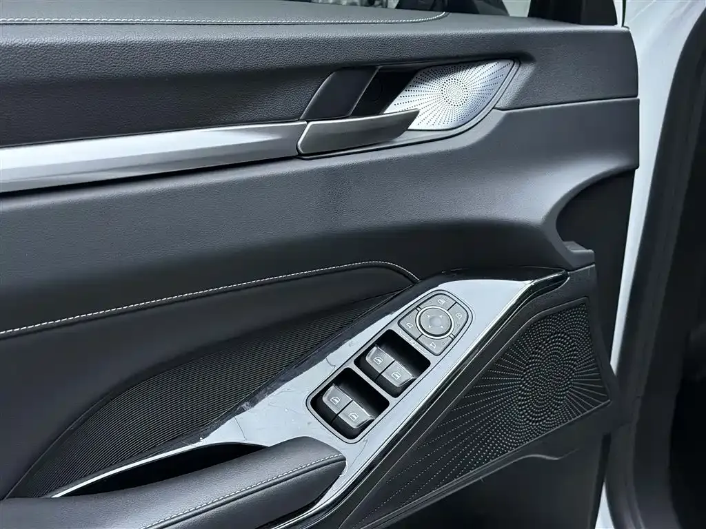 Haval H6 — фото 10
