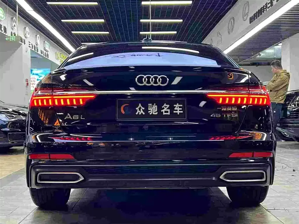 Audi A6L — фото 6