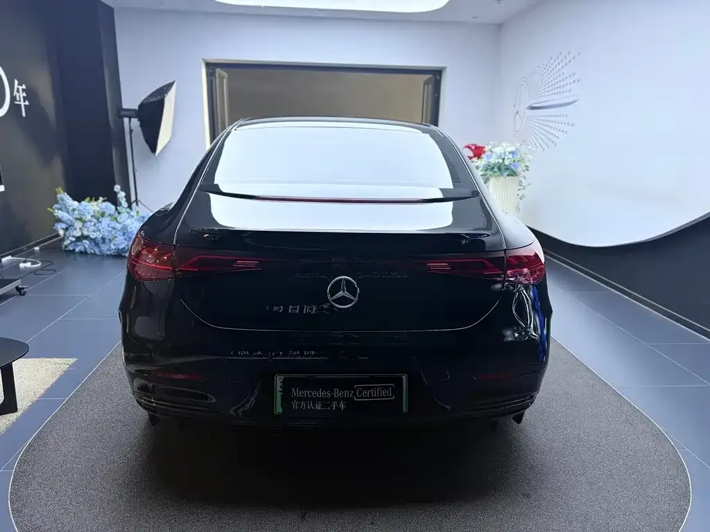 Mercedes-Benz EQE 2024 из CN, фото 8