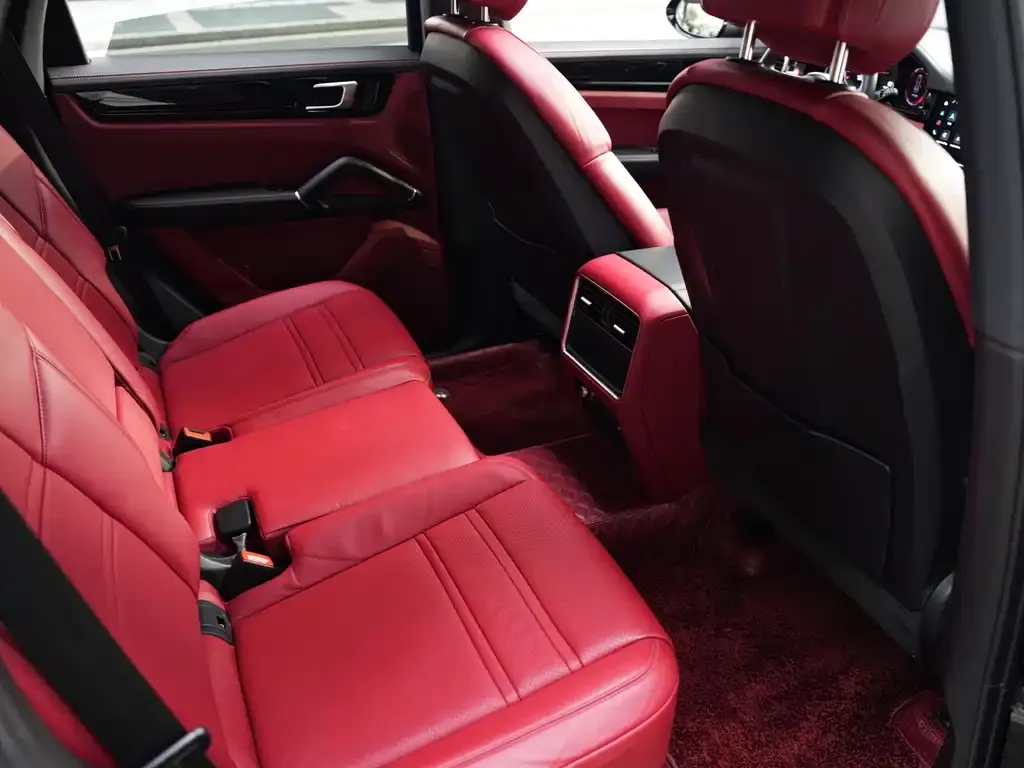 Porsche Cayenne 2022 из CN, фото 2