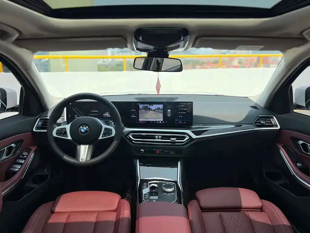 BMW 3 Series 2024 из CN, фото 7