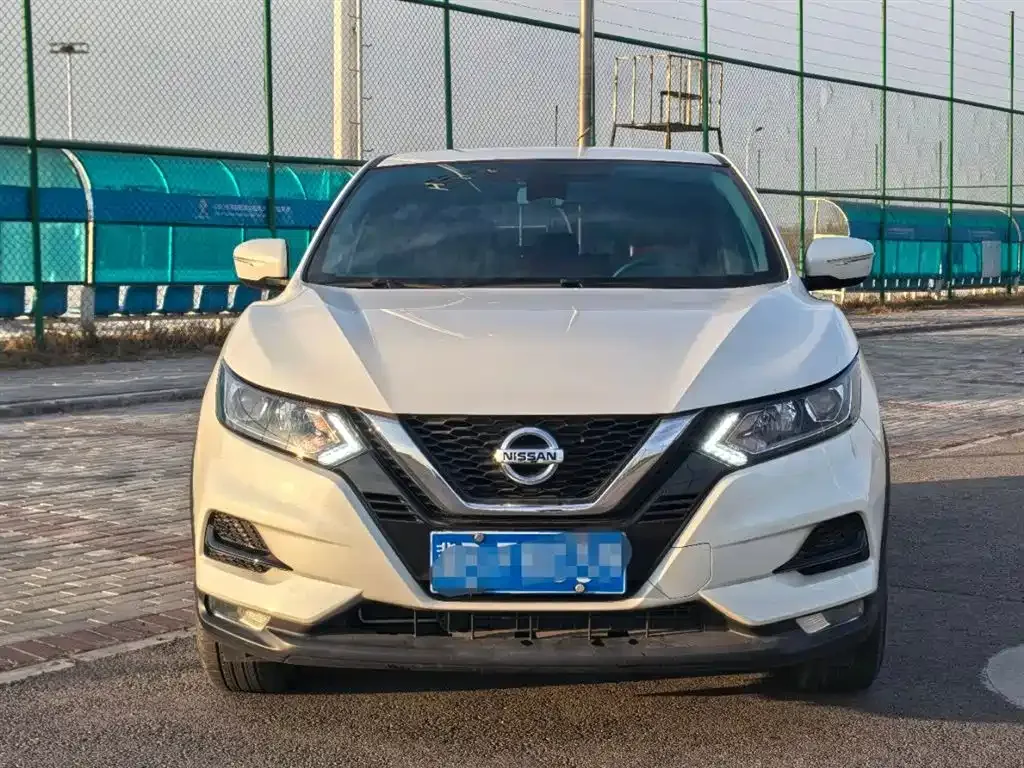 Nissan Qashqai — фото 10