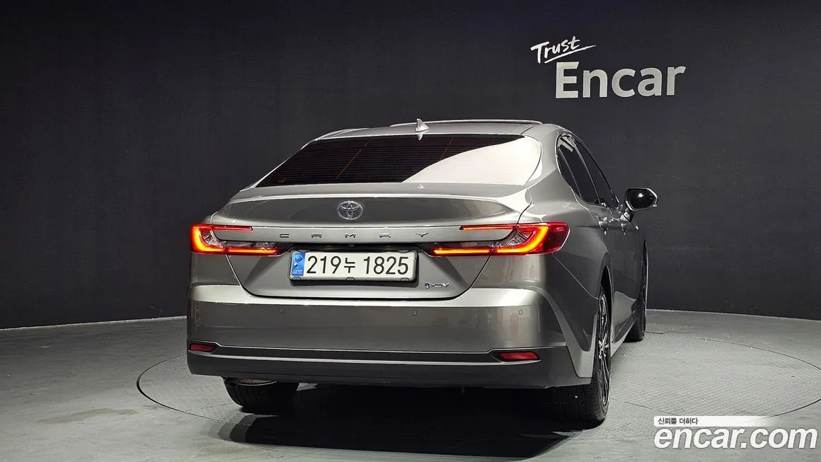 Toyota Camry 2025 из KR, фото 9