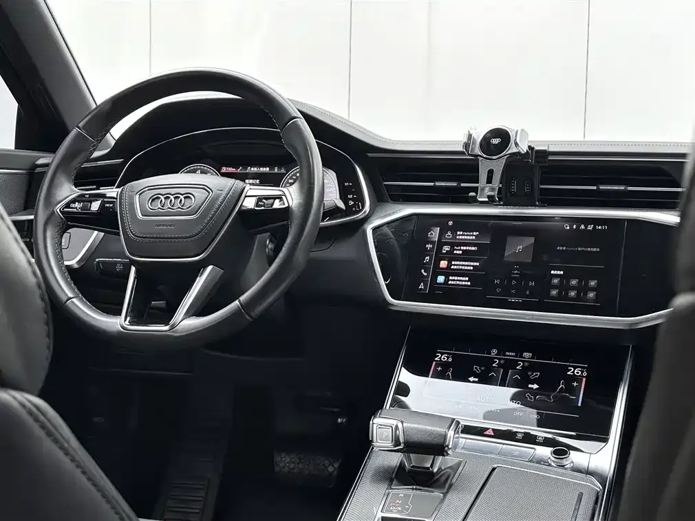 Audi A6L — фото 2