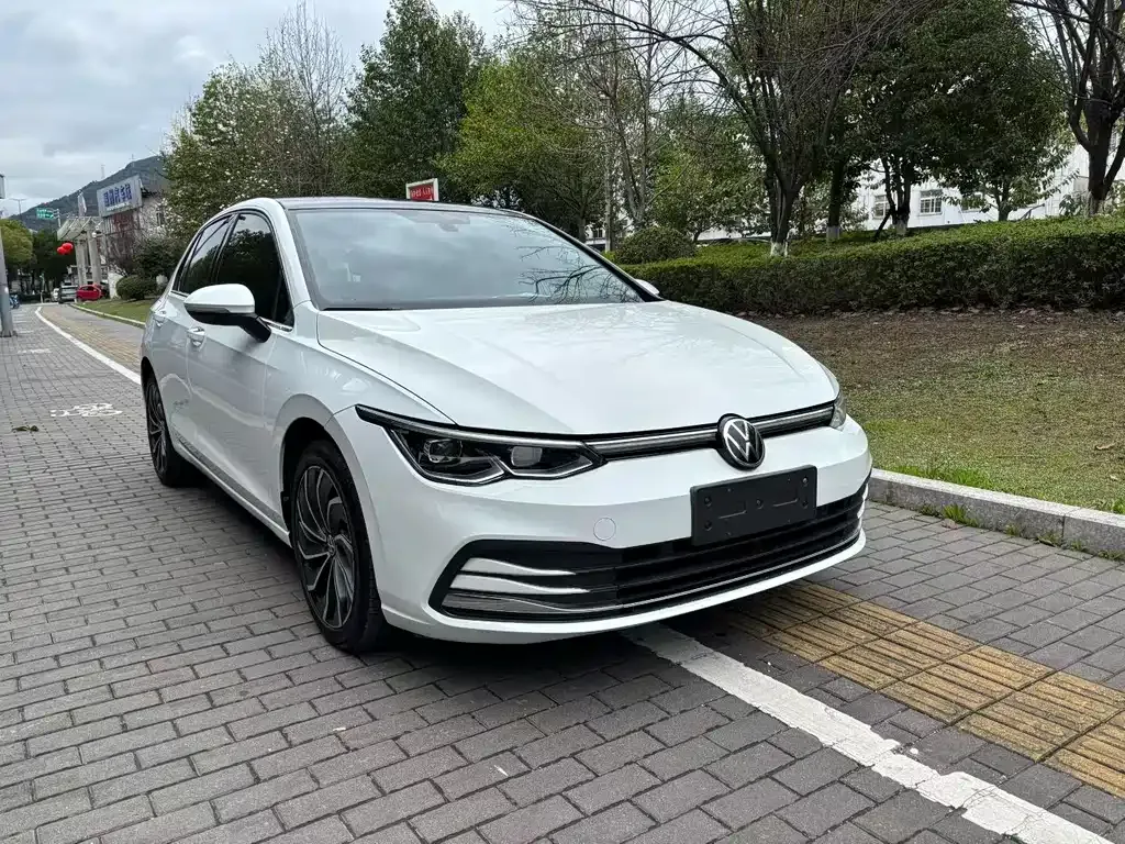 Volkswagen Golf 2021 из CN, фото 1