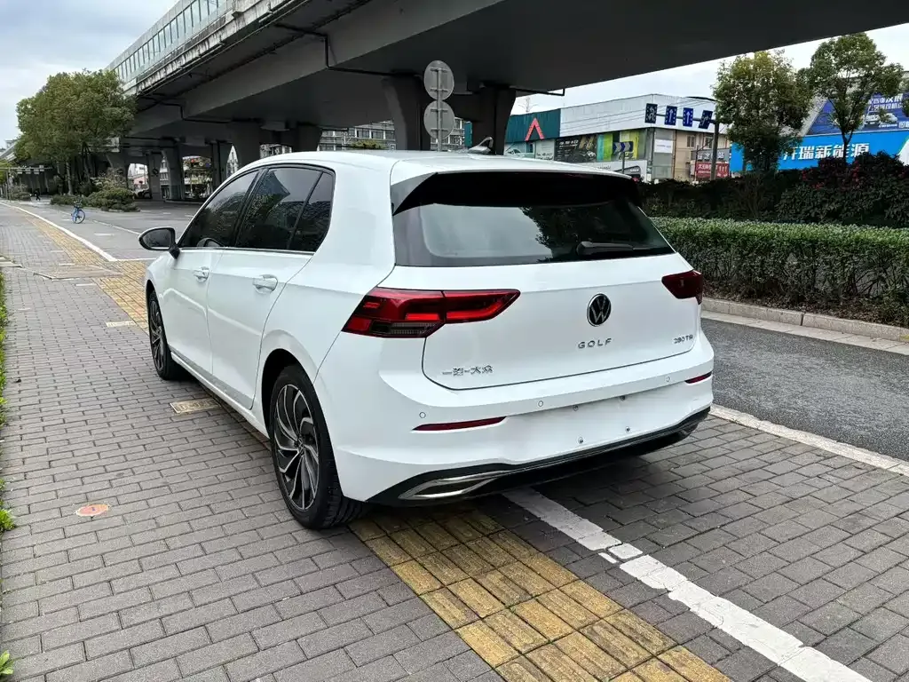 Volkswagen Golf 2021 из CN, фото 7