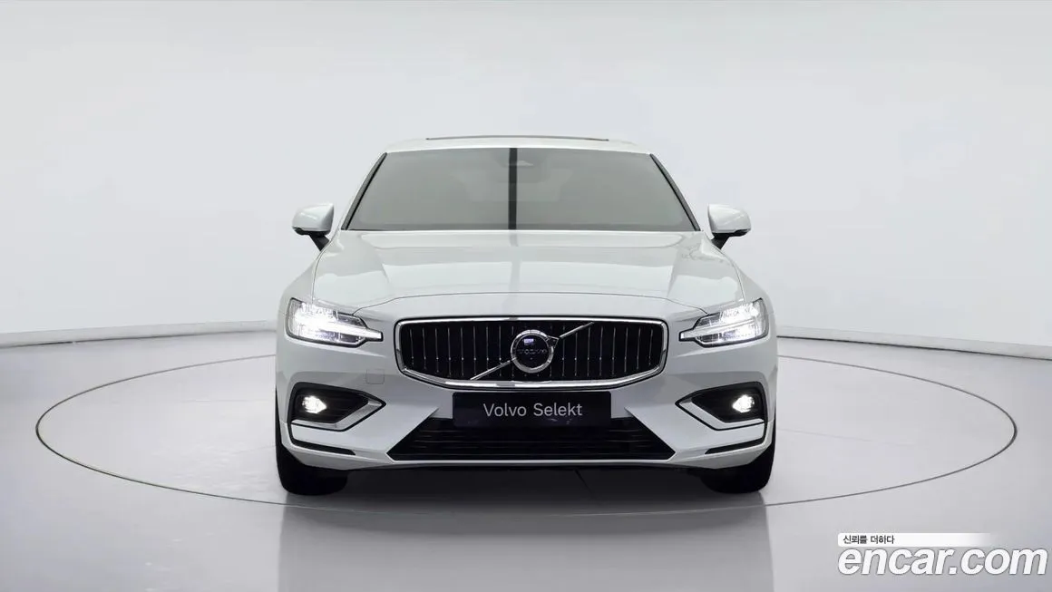 Volvo S60 2023 из KR, фото 9