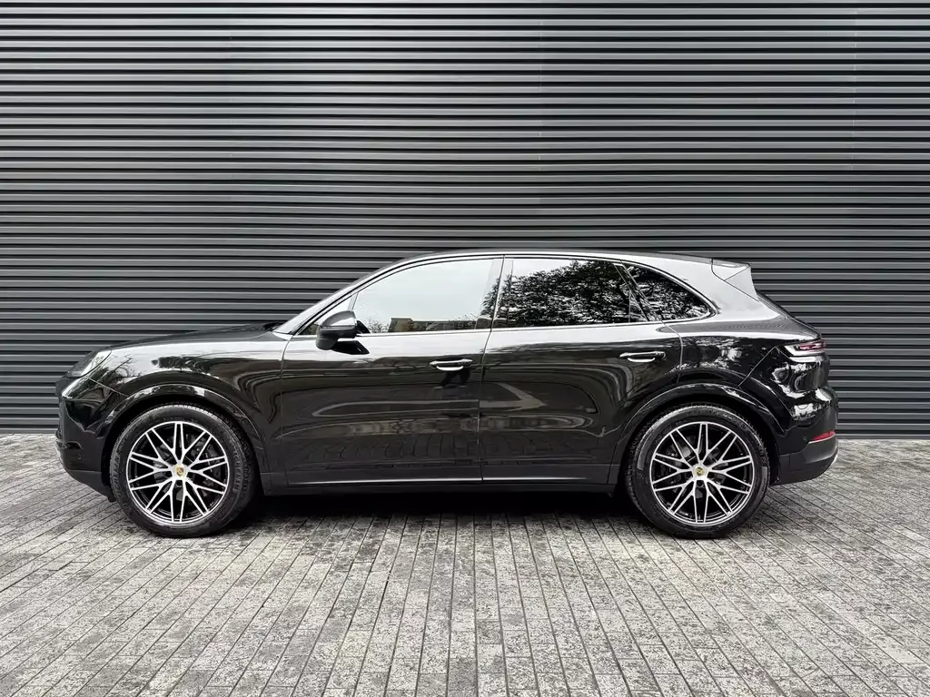Porsche Cayenne — фото 8