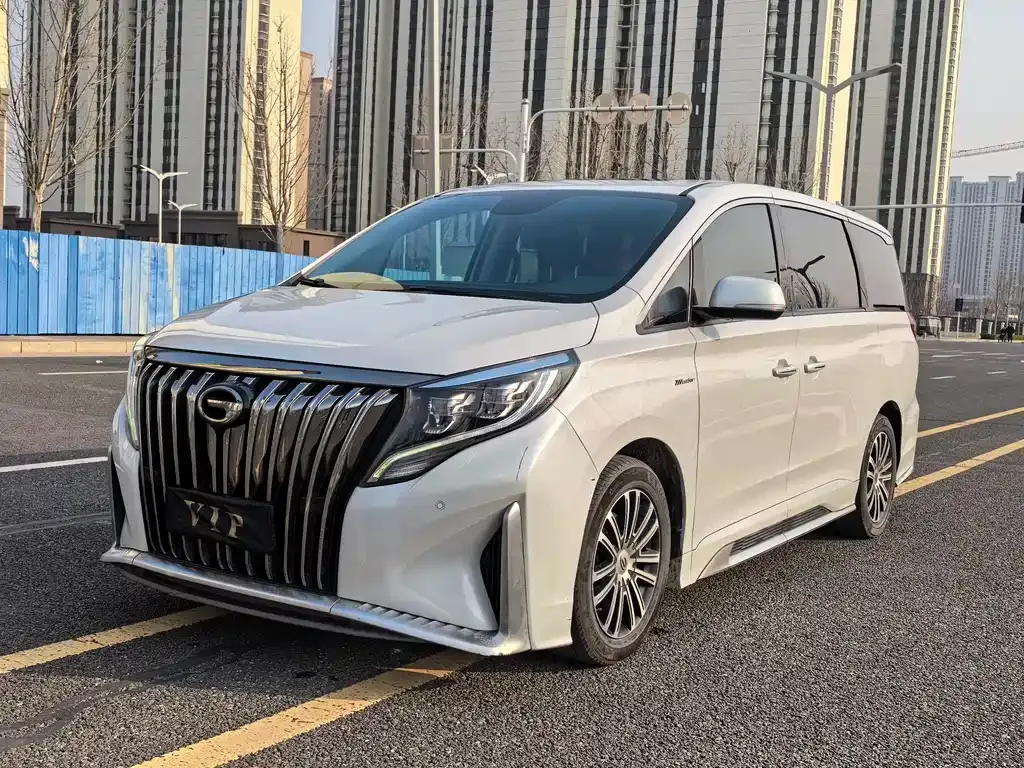 GAC Motor Trumpchi M8 — фото 1