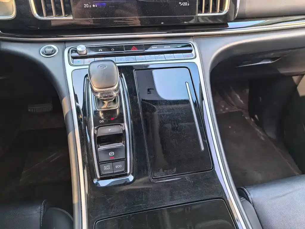 GAC Motor Trumpchi M8 — фото 10