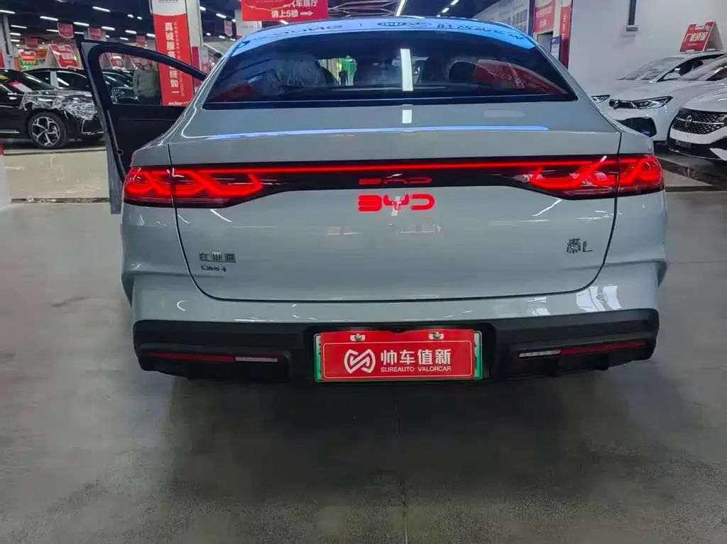 BYD Qin L — фото 4
