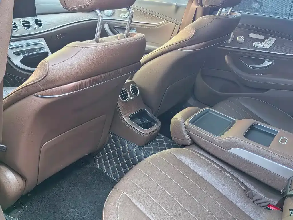 Mercedes-Benz E-Class 2023 из CN, фото 3