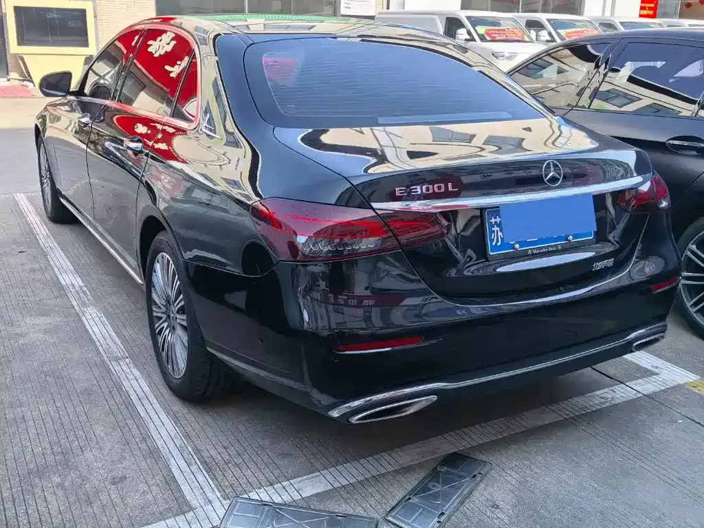 Mercedes-Benz E-Class 2023 из CN, фото 5