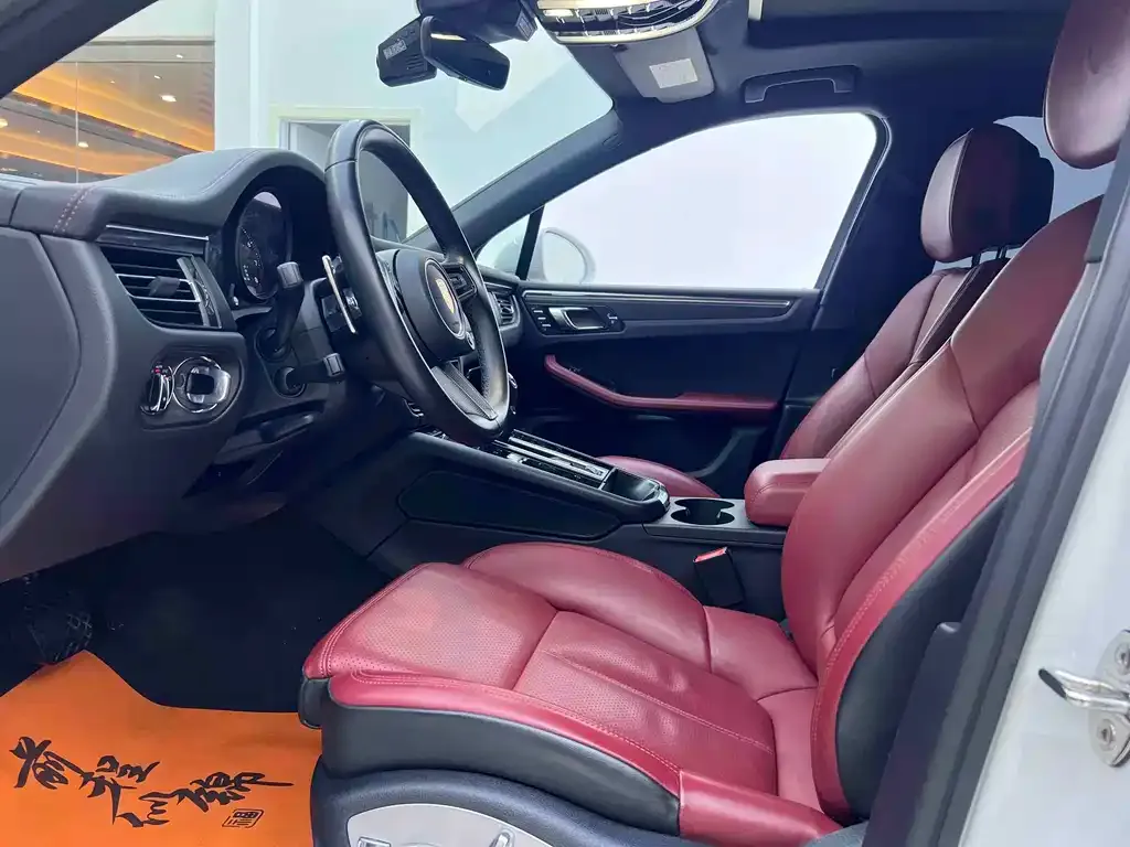 Porsche Macan 2023 из CN, фото 4